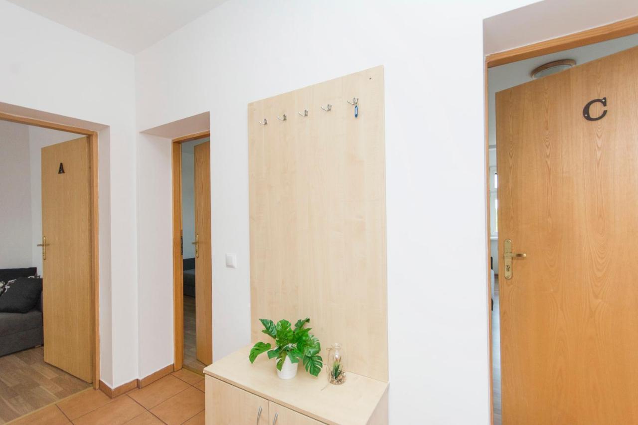 Akademikus Torun Hostel Exterior photo