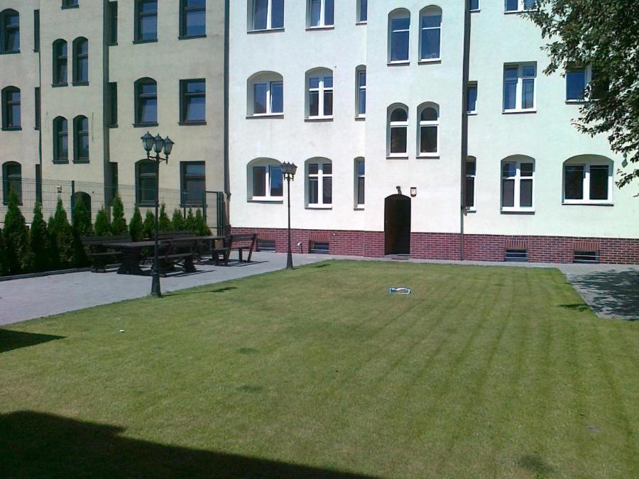 Akademikus Torun Hostel Exterior photo